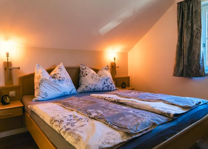 Kahlseneck * Fischerndorf